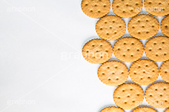 ビスケット,お菓子,菓子,おやつ,biscuit,kids,スイーツ,焼き菓子,クッキー,こども,子供,キッズ,お茶請け,甘,デザート,dessert