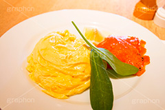 スクランブルエッグ,エッグ,卵,たまご,タマゴ,玉子,炒り卵,サーモン,朝食,ブレックファースト,カフェ,女子,女子力,洋食