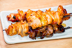 焼き鳥盛合せ,焼き鳥,串,やきとり,鶏,鶏肉,もも,レバー,ネギま,皮,鶏皮,つまみ,居酒屋,日本料理,日本食,和食,焼き,おつまみ,惣菜,お惣菜,タレ,たれ,japan