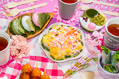 お花見,花見,春,茶会,花より団子,だんご,団子,お菓子,菓子,和菓子,お茶,お茶請け,スイーツ,春,和,和風,お茶,串,くし,デザート,おやつ,甘味,抹茶,プリン,柏餅,かしわ餅,もち,餅,おもち,みたらし団子,みたらしだんご,生春巻,寿司,ちらし寿司,海老,えび,エビ,さくら,桜,紙コップ,女子会,女子力,sweet,dessert,japan,pudding,spring