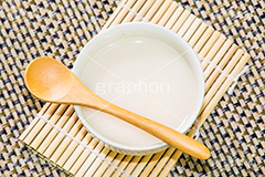 甘酒,酒粕,甘い,甘粥,伝統,甘味,飲料,米こうじ,米,酒,ソフトドリンク,和,和食,日本食,japan,点滴,ひな祭り,雛祭り,ひなまつり