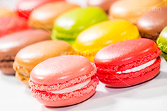 カラフルなマカロン,カラフル,マカロン,スイーツ,クリーム,焼菓子,焼き菓子,洋菓子,甘い,ポップ,キュート,かわいい,可愛い,カワイイ,女子力,sugar,pop,sweet,macron,colorful,cute,cream,pastel,france,paris,パステル,プリ画,壁紙,砂糖,フランス,パリ