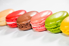 カラフルなマカロン,カラフル,マカロン,スイーツ,クリーム,焼菓子,焼き菓子,洋菓子,甘い,ポップ,キュート,かわいい,可愛い,カワイイ,女子力,sugar,pop,sweet,macron,colorful,cute,cream,pastel,france,paris,パステル,プリ画,壁紙,砂糖,フランス,パリ