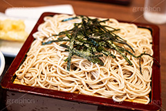 ざるそば,もりそば,せいろそば,せいろ,ソバ,蕎麦,そば,だし,出汁,ダシ,蕎麦粉,日本料理,日本食,和食,つゆ,蕎麦汁,茹,冷やし,夏,麺料理,麺類,のり,海苔,きざみのり,japan