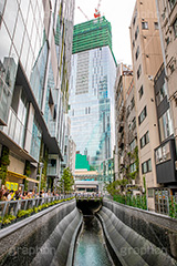 渋谷川,川,渋谷ストリーム,新名所,都市再生,渋谷,しぶや,シブヤ,オフィスビル,商業施設,高層ビル,建設,開発,工事,都市開発,shibuya,building,2018,フルサイズ撮影