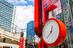 HEP FIVE,HEP NAVIO,HEP,ヘップ,大阪市,大阪,北区,商業施設,観覧車,阪急,ショッピング,5,時計,待ち合わせ,待合せ,shopping,japan,osaka,フルサイズ撮影