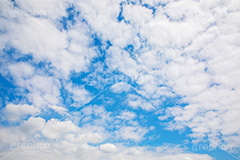 青空と雲,青空,空,晴,雲,お天気,空/天気,空/雲,フルサイズ撮影