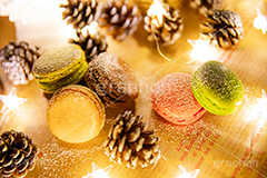 クリスマス･マカロン,クリスマス,マカロン,スイーツ,クリーム,焼菓子,焼き菓子,洋菓子,甘い,ポップ,キュート,かわいい,可愛い,カワイイ,女子力,sugar,pop,sweet,macron,cute,cream,france,paris,Christmas,heart,ornament,illumination,イルミネーション,砂糖,フランス,パリ,ハート,オーナメント,飾り,松ぼっくり,粉砂糖,フルサイズ撮影