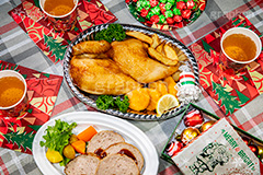 ローストチキン,チキン,もも,肉,鶏,鶏肉,クリスマスディナー,クリスマスパーティー,クリスマス,パーティー,ディナー,冬,オーブン,グリル,洋食,ポテト,ナゲット,パセリ,ミートローフ,ミンチ,焼く,七面鳥,chicken,CHRISTMAS,party,dinner,winter,フルサイズ撮影
