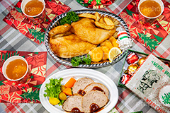 ローストチキン,チキン,もも,肉,鶏,鶏肉,クリスマスディナー,クリスマスパーティー,クリスマス,パーティー,ディナー,冬,オーブン,グリル,洋食,ポテト,ナゲット,パセリ,ミートローフ,ミンチ,焼く,七面鳥,chicken,CHRISTMAS,party,dinner,winter,フルサイズ撮影