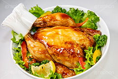 ローストチキン,チキン,もも,肉,鶏,鶏肉,クリスマスディナー,クリスマスパーティー,クリスマス,パーティー,七面鳥,ディナー,冬,オーブン,グリル,洋食,サラダ,パセリ,ポインセチア,オーナメント,ケーキ,クリスマスケーキ,丸焼き,chicken,CHRISTMAS,party,dinner,winter,フルサイズ撮影