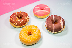 ドーナツ,donut,sugar,chocolate,POP,ポップ,スイーツ,甘い,砂糖,ストロベリー,チョコ,チョコレート,菓子,お菓子,おやつ,甘味,甘い,お茶会,フルサイズ撮影