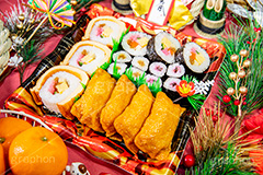 巻き寿司,太巻き,お稲荷さん,いなり寿司,いなり,油揚げ,のり巻き,のり巻き,寿司,すし,正月,お正月,寿,イベント,event,japan,和,和風,風習,行事,文化,玉子焼き,伊達巻,郷土料理,フルサイズ撮影