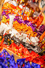 駄菓子屋さん,駄菓子,菓子,かし,おやつ,懐かし,こども,子供,駄菓子屋,間食,雑菓子,お菓子,たくさん,並ぶ,風情,ジャンク,ジャンキー,スナック,棒,安い,うまい,japan,フルサイズ撮影