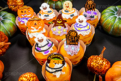 ハロウィンスイーツ,ハロウィンパーティー,パーティー,ハロウィン,はろうぃん,ハロウィーン,コーディネート,イベント,かぼちゃ,カボチャ,南瓜,パンプキン,スイーツ,秋,おやつ,デザート,ゴースト,お化け,オバケ,おばけ,ジャックオランタン,ジャックオーランタン,チョコ,チョコレート,カップケーキ,お菓子,菓子,トリート,こども,子供,キッズ,行事,かわいい,可愛い,カワイイ,ポップ,POP,Halloween,sweet,dessert,pumpkin,kids,cream,chocolate,cake,ghost,フルサイズ撮影