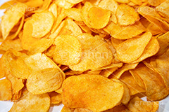 ポテトチップス,ポテトチップ,辛い,チリ,ぽてち,ポテチ,スナック,菓子,スイーツ,おやつ,つまむ,塩,しょっぱい,油,お菓子,ジャンクフード,フルサイズ撮影