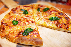 ピザ,バジル,チーズ,洋食,ピザパ,出前,デリバリー,お届け,ジャンキー,カロリー,ファーストフード,ファストフード,ジャンクフード,pizza,フルサイズ撮影