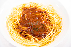 ミートソースパスタ,ミートソーススパゲティ,ミートソース,ミート,ひき肉,ソース,パスタ,オイル,油,高カロリー,カロリー,洋食,麺料理,麺類,フルサイズ撮影,pasta