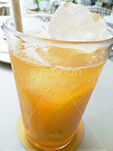 レモンスカッシュ,レモン,ジュース,飲む,飲み物,飲料,清凉,爽やか,ドリンク,カフェ,おしゃれ,オシャレ,ストロー,ドリンク,氷,juice,lemon,cafe,drink,スマホ撮影