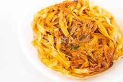 ボロネーゼ,ミートソース,ミート,ひき肉,牛肉,キノコ,きのこ,ソース,パスタ,オイル,油,高カロリー,カロリー,洋食,麺料理,麺類,フルサイズ撮影,pasta