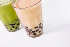 タピオカミルクティー,タピオカティー,タピオカ,ミルクティー,ティー,紅茶,お茶,抹茶,飲料,流行り,台湾,デンプン,粒々,甘い,タピ,スイーツ,デザート,ドリンク,黒蜜,グラス,コップ,drink,dessert,tapioca,milktea,フルサイズ撮影