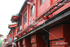 仲見世,仲見世通り,浅草,雷門,宝蔵門,浅草寺,あさくさ,みやげ物,みやげ,お土産,商店,寺院建築風,台東区,裏,裏通り,浅草 名所,浅草 観光,asakusa,japan