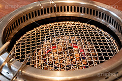 焼肉,焼き肉,やきにく,焼肉の準備,準備,焼く,網,肉食,直火,トング,網,炭火