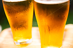 黄金の液体,ビール,ビア,大麦,麦芽,飲み,家呑み,呑み,水滴,泡,一杯,注がれた,冷え,夏,飲む,飲み物,飲料,飲み会,ドリンク,お酒,酒,アルコール,冷,グルメ,乾杯,カンパイ,beer,summer