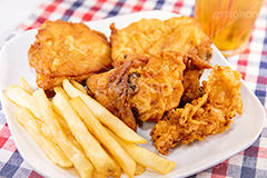 フライドチキン,チキン,フライ,鶏,もも,ジューシー,揚げ,ファーストフード,ファストフード,洋食,サクサク,脂,脂質,肉,chicken,フルサイズ撮影