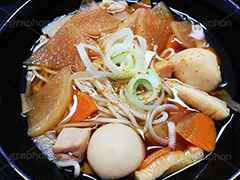 ソバ,蕎麦,そば,だし,出汁,ダシ,蕎麦粉,ニンジン,人参,里芋,だいこん,大根,ねぎ,ネギ,日本料理,日本食,和食,つゆ,蕎麦汁,茹,けんちん,ケンチン,汁,麺料理,麺類,japan,スマホ撮影