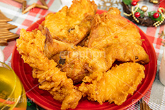 クリスマスパーティー,クリスマス,パーティー,フライドチキン,チキン,フライ,鶏,もも,ジューシー,揚げ,ファーストフード,ファストフード,洋食,サクサク,脂,脂質,肉,chicken,Christmas,party,フルサイズ撮影