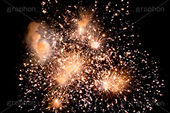 打ち上げ花火,花火,はなび,花火大会,祭り,夏祭り,夏,火花,風物詩,打ち上げ,打上,打上花火,華火,煙火,綺麗,きれい,キレイ,火薬,火,季語,まつり,アニバーサリー,anniversary,fireworks