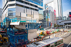 渋谷西口の工事,工事,ロータリー,高架,高架橋,重機,渋谷フクラス,東急プラザ渋谷,東急,新名所,渋谷,渋谷駅,しぶや,シブヤ,フクラス,西口,駅前,開発,バスターミナル,都市開発,展望,shibuya,building,FUKURAS,2019,フルサイズ撮影