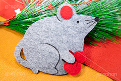 ねずみのコースター,コースター,松,ねずみ年,干支,ねずみ,ネズミ,マウス,子,お正月,正月,正月飾り,飾り,和,大晦日,縁起,清浄,新年,年明け,年越し,年末,初詣,12/31,1/1,イベント,風習,和風,行事,年賀状,japanese,japan,new year,フルサイズ撮影