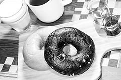 朝食(モノクロ),モノクロ,白黒,しろくろ,モノクローム,単色画,単彩画,単色,