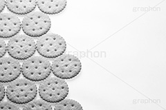 ビスケット(モノクロ),モノクロ,白黒,しろくろ,モノクローム,単色画,単彩画,単色,