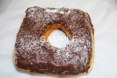 チョコドーナツ,ドーナツ,どーなつ,ドーナッツ,チョコ,チョコレート,chocolate,甘い,シュガー,sugar,donut,パイ生地,クロワッサン,菓子,スイーツ,おやつ,sweet,スイート,焼き菓子,さくさく,サクサク,お菓子
