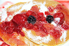 ホットケーキ,パンケーキ,スイーツ,菓子,甘,sweet,焼き,料理,粉,フライパン,ベリー,ストロベリー,ジャム,デザート,おやつ,お菓子,カフェ,cafe,strawberry,いちご,イチゴ