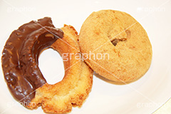 オールドファッション,ドーナツ,どーなつ,ドーナッツ,チョコ,チョコレート,sweet,donut,スイート,食後,デザート,スイーツ,菓子,甘い,きな粉,きなこ,黄な粉,黄粉,お菓子