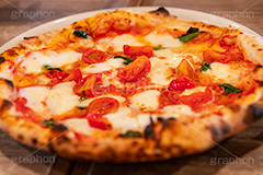 ピザ,チーズ,トマト,ミニトマト,プチトマト,ソース,洋食,ピザパ,出前,デリバリー,お届け,ジャンキー,カロリー,ファーストフード,ファストフード,ジャンクフード,pizza,tomato,フルサイズ撮影