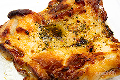 バジルチキン,チキン,鶏料理,肉,照り,焼き,こげ,焦げ,バジル,オイル,おかず,惣菜,つまみ,おつまみ,お惣菜,chicken,japan