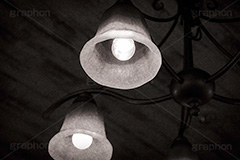 電球,モノクロ,白黒,しろくろ,モノクローム,単色画,単彩画,単色,レトロ,お洒落,おしゃれ,オシャレ,味わい,照明