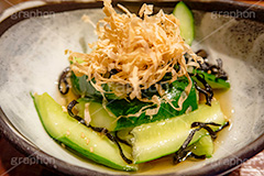 たたきキュウリ,たたききゅうり,きゅうり,キュウリ,ごま油,和え物,漬物,漬け物,和食,日本食,日本料理,つまみ,おつまみ,居酒屋,japan