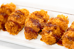 カキフライ,カキ,牡蠣,揚げ物,揚げ,フライ,あぶら,油,和食,日本食,和,定食,グルメ,おかず,惣菜,つまみ,おつまみ,お惣菜,ソース,japan,フルサイズ撮影