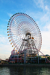 みなとみらい,大観覧車,観覧車,横浜のランドマーク,ランドマーク,コスモクロック24,コスモ,回転輪,かんらんしゃ,だいかんらんしゃ,最大級,横浜,よこはま,ヨコハマ,遊具,神奈川県,ベイサイド