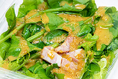 ほうれん草のサラダ,ほうれん草,ホウレンソウ,ホウレン草,ベーコン,サラダ,さらだ,レタス,ヘルシー,ドレッシング,前菜,つまみ,おつまみ,salad,healthy,フルサイズ撮影