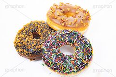 ドーナツ,ドーナッツ,どーなつ,チョコ,チョコレート,キャラメル,ナッツ,カラフルスプレー,スイート,デザート,スイーツ,菓子,お菓子,甘い,焼き菓子,焼菓子,洋菓子,sweet,donut,chocolate,フルサイズ撮影