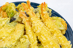 天ぷらの盛り合わせ,天ぷら,てんぷら,天麩羅,和食,日本食,揚げ物,盛り合わせ,盛合せ,えび天,海老天,えび,エビ,海老,キス,かぼちゃ,カボチャ,南瓜,さつま芋,サツマイモ,なす,茄子,ナス,そら豆,かき揚げ,japan,フルサイズ撮影