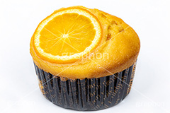 オレンジマフィン,マフィン,カップケーキ,オレンジ,ドライフルーツ,甘味,甘い,お茶会,おやつ,お菓子,菓子,スイーツ,焼き菓子,sweet,orange,フルサイズ撮影