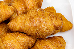 クロワッサン,パン,ぱん,パイ生地,ブレックファースト,朝食,おやつ,菓子パン,スイーツ,甘い,たくさん,積,サクサク,さくさく,バター,小麦粉,焼き,butter,bread,breakfast,フルサイズ撮影